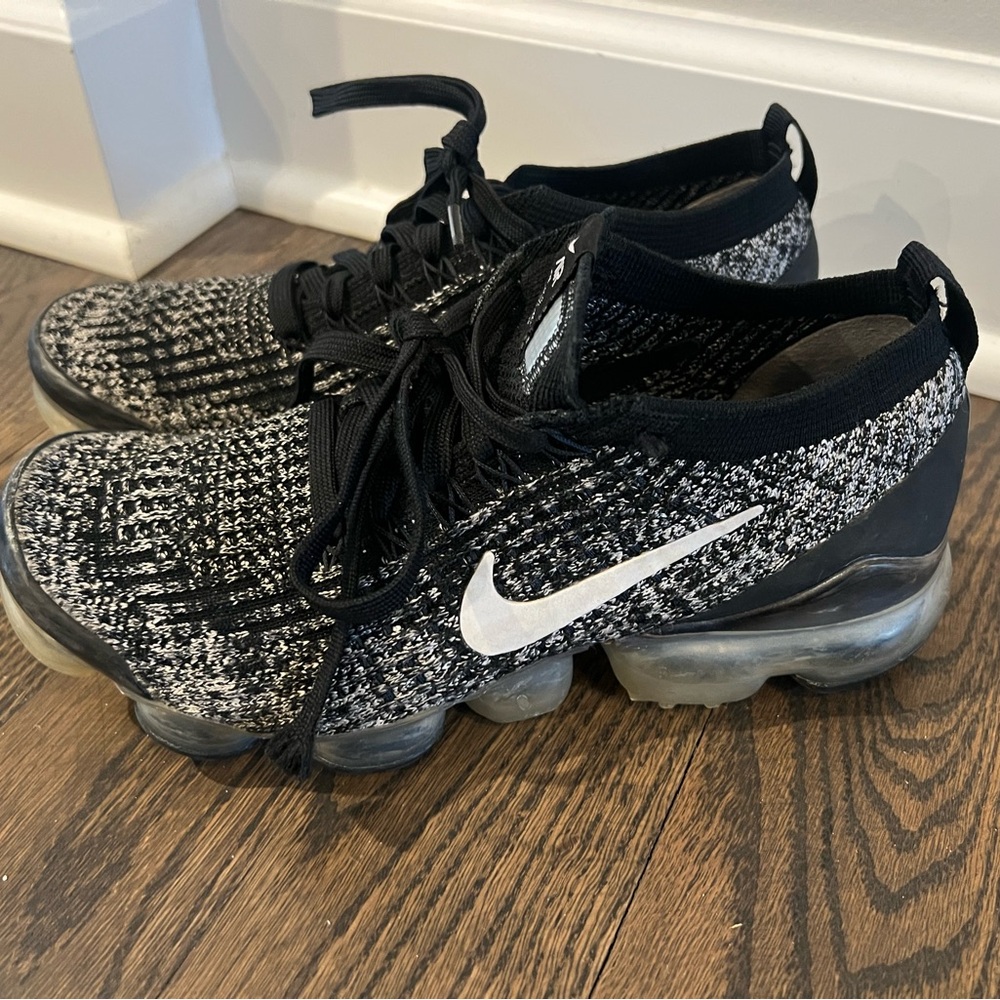 Nike Vapor Max Sneakers